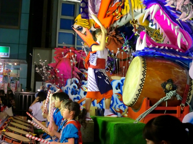 八戸三社大祭